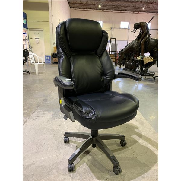 LAZBOY EXECUTIVE ROLLING OFFICE CHAIR