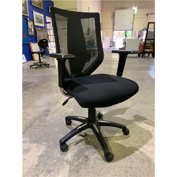 TRUE INNOVATIONS MESHBACK ROLLING OFFICE CHAIR