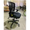 Image 2 : MESHBACK ROLLING OFFICE CHAIR