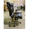 Image 2 : LEATHER EXECUTIVE ROLLING OFFICE CHAIR