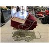 Image 1 : VINTAGE PRAM