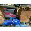 Image 2 : BOOMJOY SPRAY MOP WITH BOX OF REFILLS, FOOT MASSAGER, EZ-SWEEPER, AND BOX OF HOME DECOR