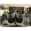 Image 3 : NEW WITH BOX DC CURE HI TOP SHOES SIZE 14