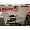 Image 3 : MAKITA PNEUMATIC ROOFING COIL NAILER AND DRILL SET