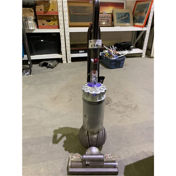 DYSON DC66 VACUUM