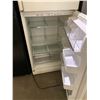 Image 2 : WHITE KENMORE TOP BOTTOM FRIDGE MODEL 6358292