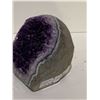 Image 2 : AMETHYST GEODE RETAIL $1,200
