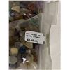 Image 2 : 2 BAGS OF MIXED QUARTZ RETAIL $149.51 EACH