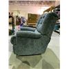 Image 2 : FABRIC BUTTON BACK RECLINER