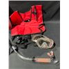 Image 2 : ASSORTED SNORKELING GEAR INCLUDING; AQUA LUNG SPORT FLIPPERS, CRESSI MASK, CRESSI SNORKEL & LIFE