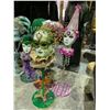 Image 2 : ASSORTED MARDI GRAS BUSTS