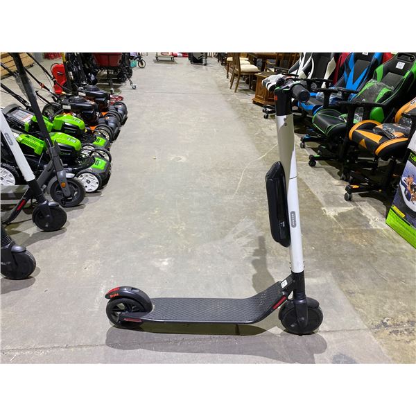 SEGWAY ES4 ELECTRIC SCOOTER WITH CHARGER - Able Auctions
