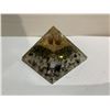 Image 2 : SELENITE AND LABRADORITE ORGONITE PYRAMID RETAIL $451