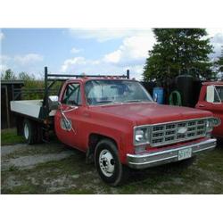 1978 Chevrolet 1-ton flat bed truck