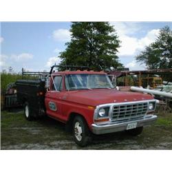 1978 Ford F350 truck w/utility bed & Lincoln welder
