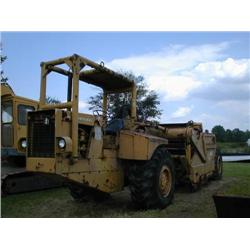 1970 I.H. E200 pay scraper