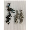 Image 2 : 2 Vintage Rhinestone Earrings