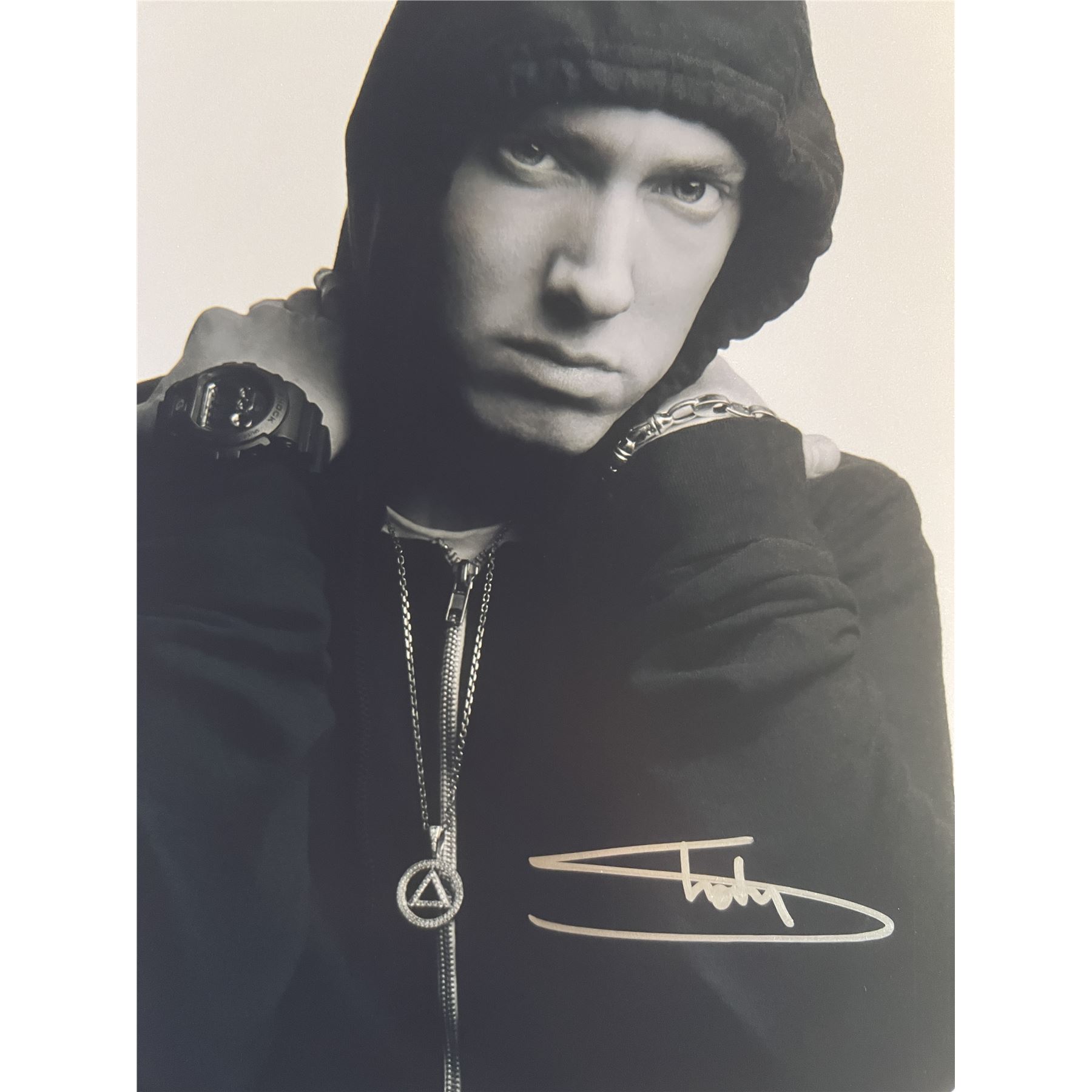 Eminem signed photo. GFA Authenticated Eminem signed photo. GFA Authenticated