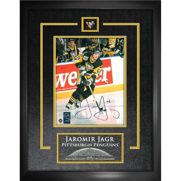 Jagr,J Signed 8x10 Framed Penguins Skating-V - Pittsburgh Penguins - 63-782