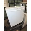 Image 1 : Danby Mini Fridge