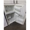 Image 2 : Frigidaire Fridge