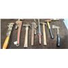 Image 2 : GREEN TOTE OF OLD TOOLS
