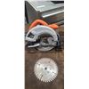 Image 2 : BLACK AND DECKER 7 1/2" SKILL SAW