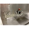 Image 2 : DUKE 4 CHAMBER STEAM TABLE. MODEL E304M