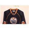 Image 3 : *Youth Edmonton Oilers Signed Jersey - Size Small (Not Authenticated)