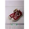Image 1 : Red Converse All Star Shoes - Size Mens 5, Women's 7