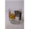 Image 5 : (4) Retro Glass Tumblers - Pac Man, McDonalds, Holly Hobbie (One Glass Cracked)