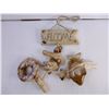 Image 2 : Welcome Sign with Ceramic Sea Ornaments