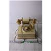 Image 1 : Vintage Rotary Phone