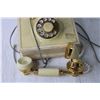 Image 4 : Vintage Rotary Phone