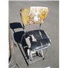Image 3 : **(2) High Chairs