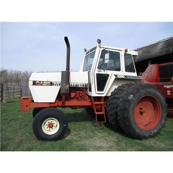 1981 Case 2290 Tractor with Dual Wheels and AC (9411 Hours showing) -  Serial No. 99138