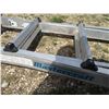 Image 5 : Mastercraft Folding Extension Ladder (20ft) - Blue Handles