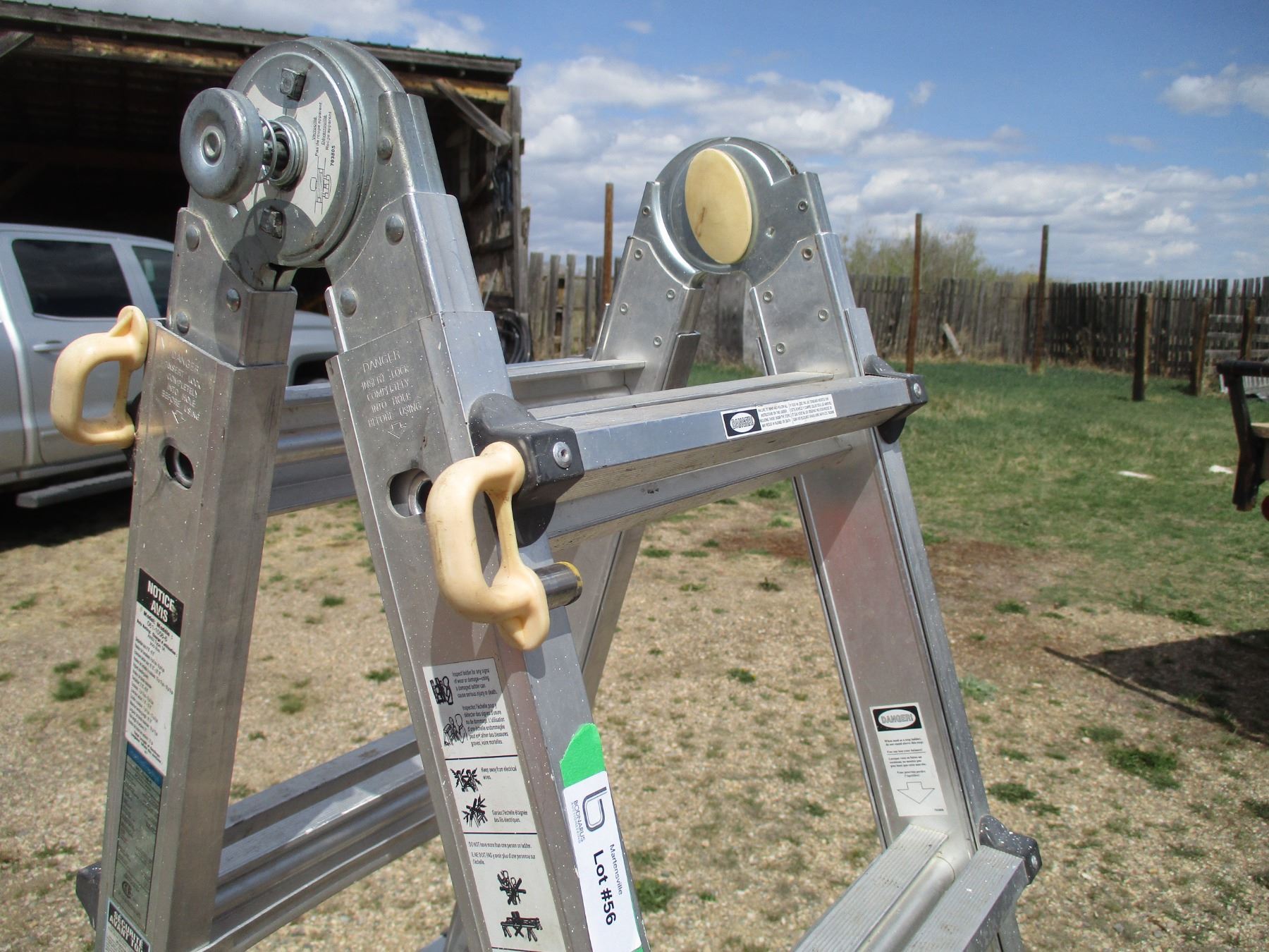 Mastercraft Folding Extension Ladder (20ft) Yellow Handles Bodnarus