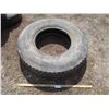 Image 1 : Used Tire - All Season ST8389.00R20