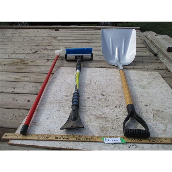 Squeegee, Grain Dipper, Aluminum Shovel