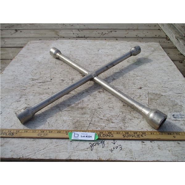 Grey Wheel Wrench (1in - 1 1/2in)