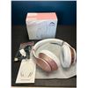 Image 1 : Lot of 1 Glynzak Wireless Bluetooth Over Ear Headphones - 65hr music/talk time! - Rose Gold