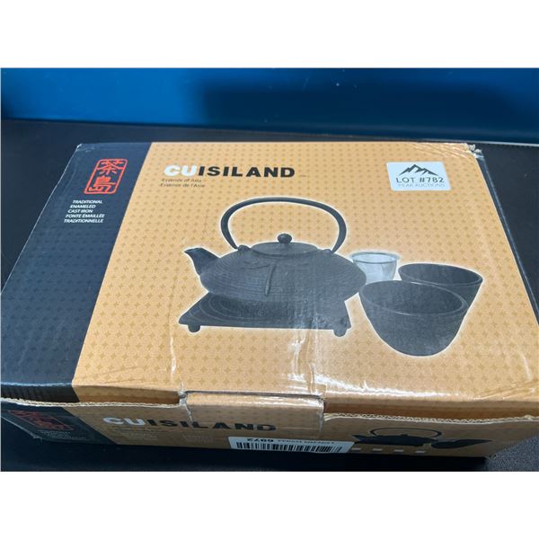 Lot of 1 Cuisiland Traditional Enameled Cast Iron Tea Pot Set