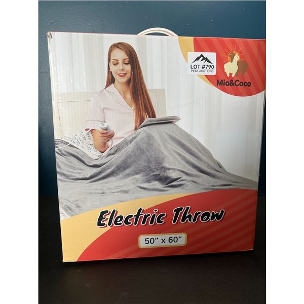 Lot of 1 Electric Heated Throw Blanket - 50x60inch - Grey