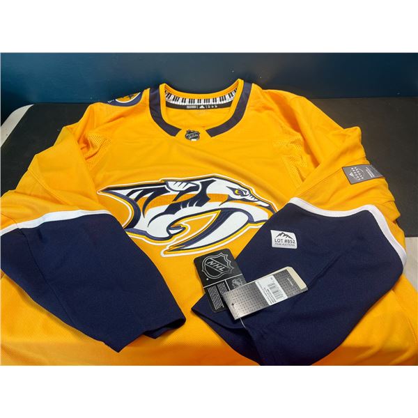 Lot of 1 Nashville Predators Jersey