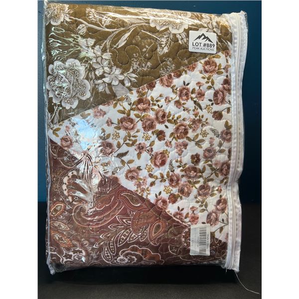 Lot of 1 Secgo Quilt/Bedding Set - All Season