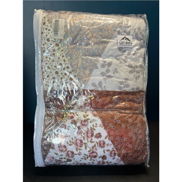 Lot of 1 Secgo Quilt/Bedding Set - All Season