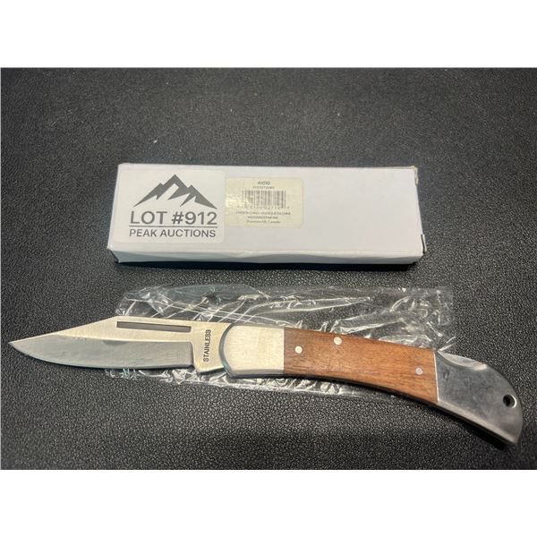 Lot of 1 Locking Pocket Knife