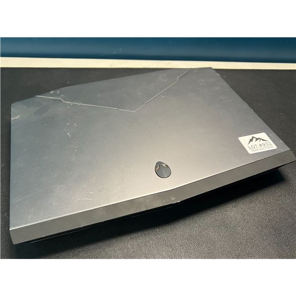 Lot of 1 Alienware Laptop - Used/As Is - For parts or repair