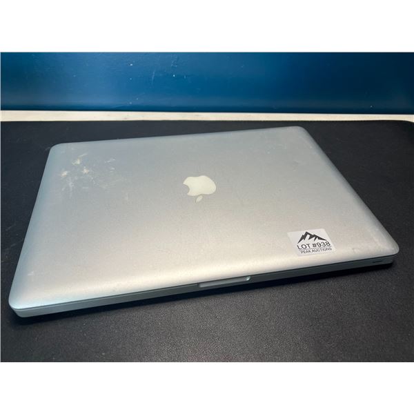 Lot of 1 Macbook Pro - Used
